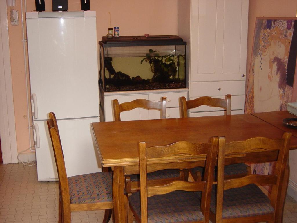 Ringavenue Apartments Будапеща Стая снимка